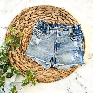 Baby Gap Toddler Girls Light Wash Distressed Shortie Denim Shorts